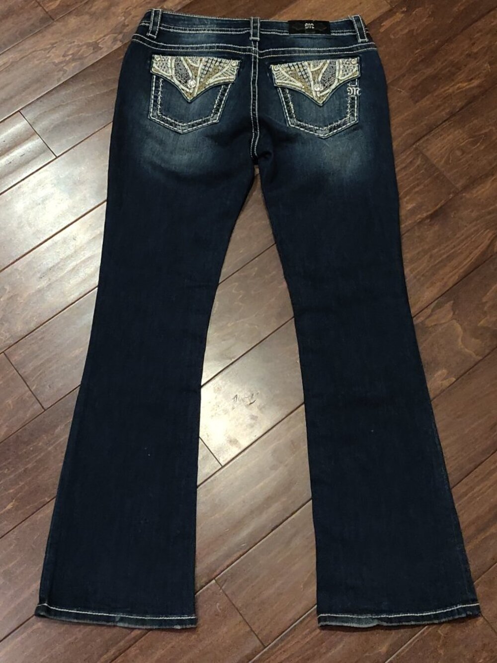 Miss Me Mid Rise Boot Cut Flap Pocket Embellished Jeans Size 32 - Picture 5 of 8